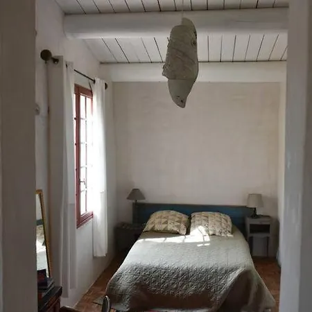 La Petite Maison Des Artistes Séguret Exterior foto